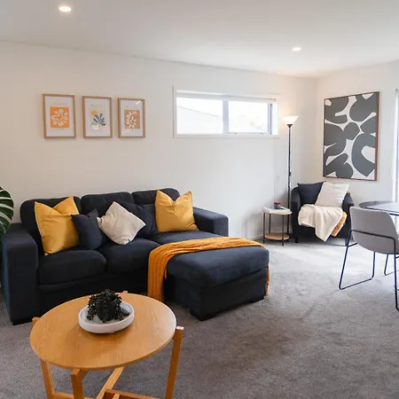 Cosy 2 Bed 3 Bath Home Close To Cbd And Hagley Park Addington Exterior photo