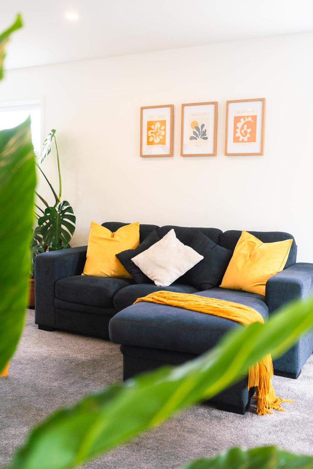 Cosy 2 Bed 3 Bath Close To Cbd And Hagley Park *